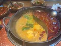-赵美丽·重庆社区火锅·直营店(火车东站·中豪国际店)