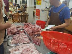 -标记美食新鲜猪杂(兴南大道店)
