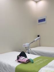 -凡碧诗毛孔清洁收细