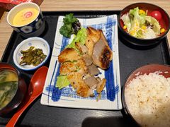 -小山日本料理(兴业太古汇店)