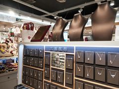 -三福时尚(三峡广场华夏银座店)