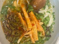 -百春原湖南牛肉粉(百联世纪店)