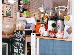 -熊猫一间店欧式奶茶铺