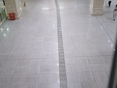 -黄浦路(地铁站)