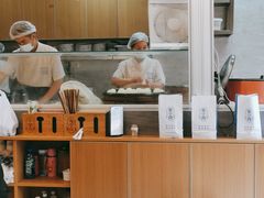 -李与白包子铺(桐梓林店)