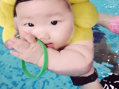 -乐悠游亲子游泳俱乐部