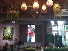 -烤圣自助美食音乐餐厅