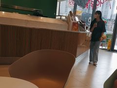 -奈雪的茶(优特汇店)