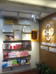 -Mamom club 慢会所(爱丁堡店)