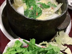 -绿色墨脱石锅城