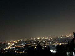 -鬼笑石后山停车场