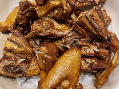 -郑猛记石岐鸽主题餐厅(长江店)