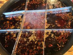 -岗上渣渣老火锅(两路口店)