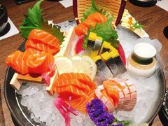 希鲮鱼三文鱼刺身-枫伝料理居酒屋