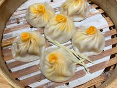 手拆蟹粉小笼包-苏小柳点心·手作小笼包(新街口分院店)