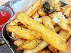 松露薯条-IL TEATRO 精品意大利餐厅