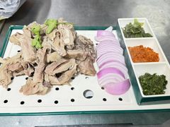 -俭寨大盘鸡·手抓肉·烧烤新疆菜(乌苏路店)