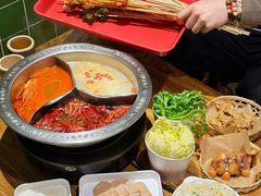 -钢管厂五区小郡肝串串香火锅(人民广场店)