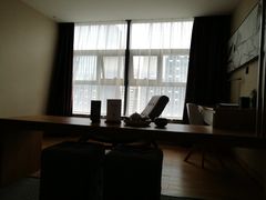 -优逸酒店(柳州窑埠古镇万象城店)