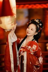 -支流映画摄影·汉服妆造跟拍(本宫来了银泰店)