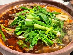 红焖羊腩煲-兄弟龙虾(胜太路总店)