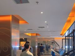 -蓝天国际游泳培训基地(华腾园店)