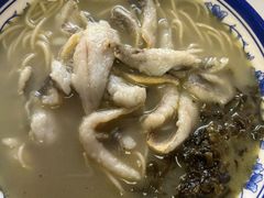 招牌黄鱼面-明呈黄鱼面馆(斜土路店)