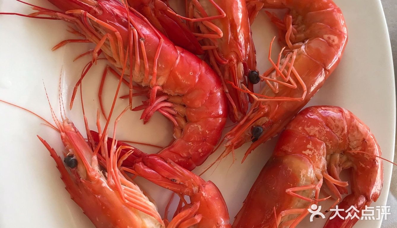 原汁原味的白灼最能保证虾的鲜美