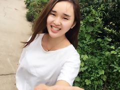 -小慧大桃观光采摘园
