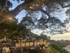 -网红落日悬崖餐厅 The Sky Gallery