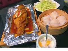 铁板锡纸鲈鱼-高第街56号融合餐厅(振华五星百货店)