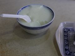 冻双皮奶-百花传统甜品店(原址店)