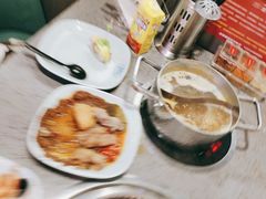 -金滏山烤肉·海鲜·火锅自助餐厅(襄阳万达店)