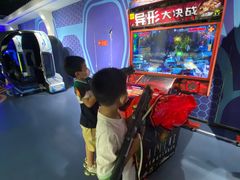 -梦东方未来世界航天主题乐园