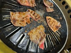 -炼火烤肉店