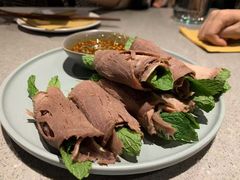 薄荷牛舌卷-半山腰·云南菜(侨福芳草地店)