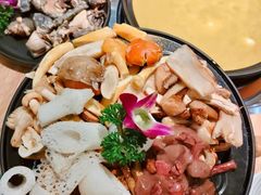 -一朵菌·野生菌探索家火锅(南亚店)