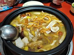 -菌之家·专业纯野生菌火锅·特色炒菌