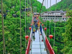 -蝶舞清江·恩施地心谷景区