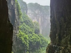 -龙水峡地缝景区