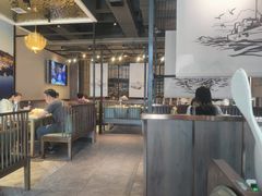 大堂-小船渔村•大连菜•大连焖鱼(黄河路店)