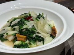 家烧奶白菜-宫燕府·京菜·烤鸭·淮扬菜(王府中心店)