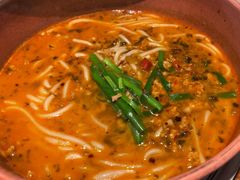 -云海肴·汽锅鸡·云南代表菜(天山百盛优客店)