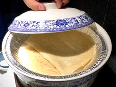 额娘筋饼-额娘·现烙春饼烤鸭(太原总店)