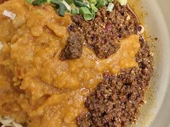 牛肉杂酱加烂土豆-堂吃饺子(维达北苑店)