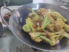 干锅炒花菜-新安江奶酸菜鱼(总店)