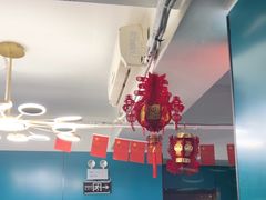 -荒岛实景沉浸密室(江汉路1店)