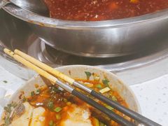 -肖肖酸萝卜鱼火锅(总店)
