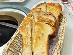 夏威夷果仁面包-弘雅饭店