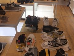 -hotwind热风(丽影广场店)